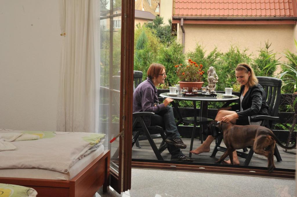 Pensjonacik Graven Apartamento Nidzica Habitación foto